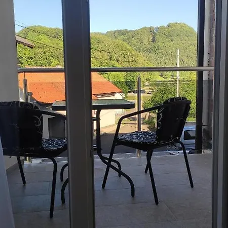 Toki Balkana Apartmán *